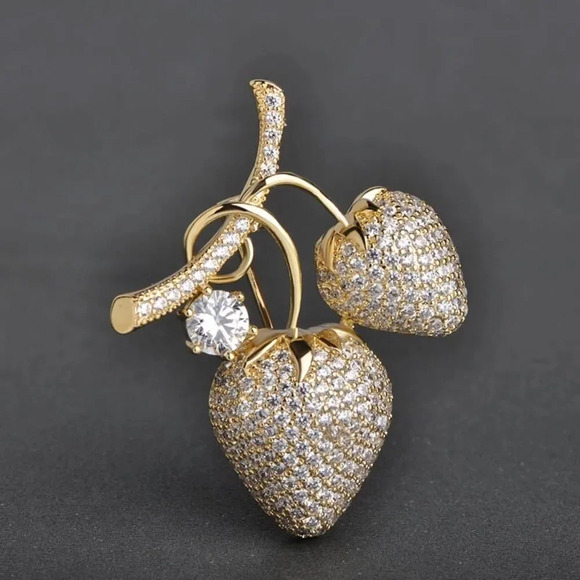 VQ Rhinestones Strawberries Brooch - Picture 1 of 7